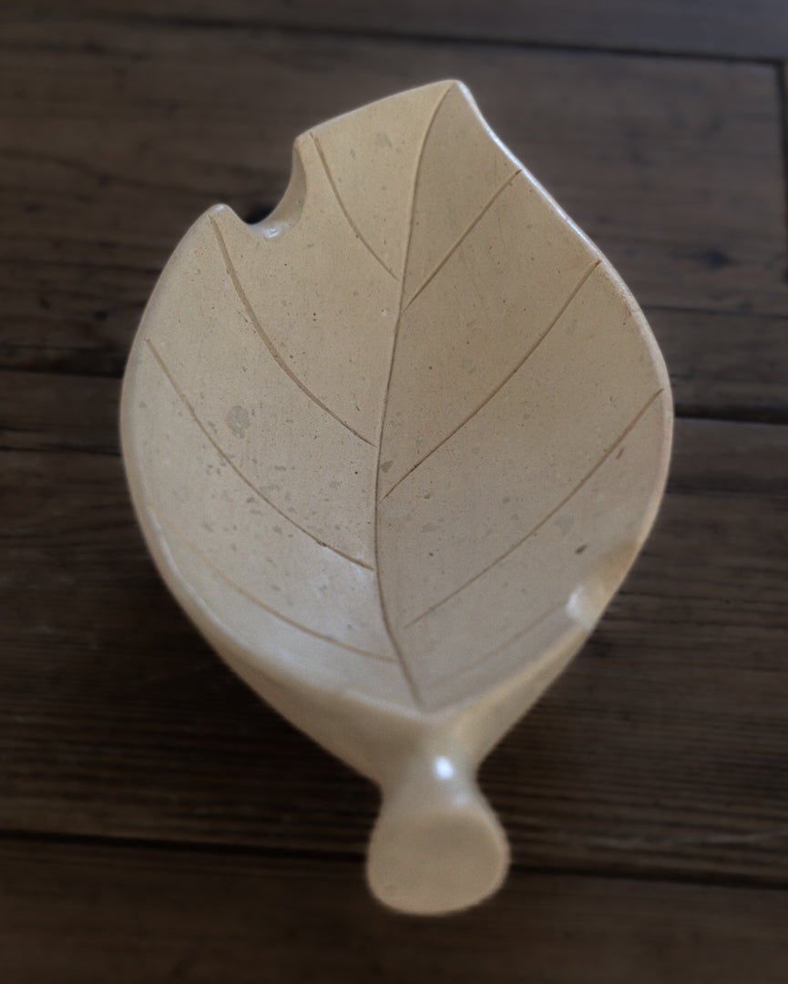 Hand Carved Stone Tobacco Leaf Cigar Ashtray (Large) #2