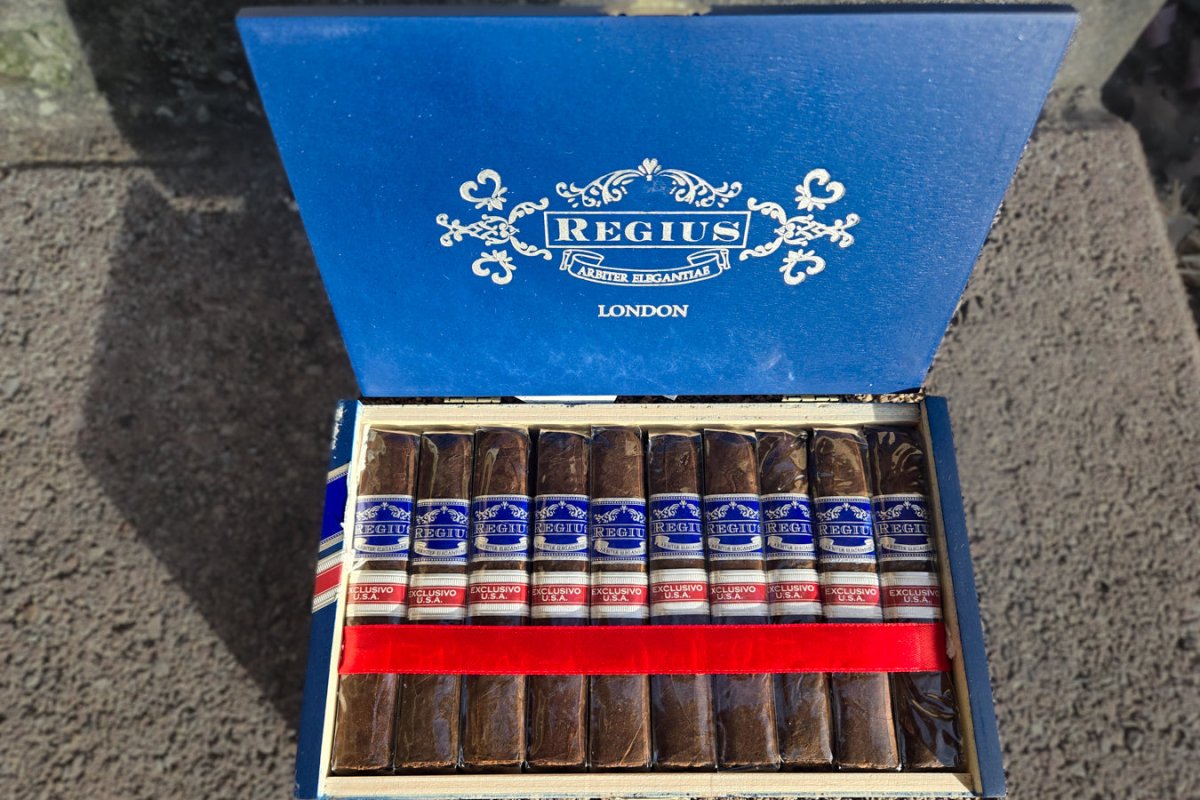 Regius Exclusivo USA Blue robusto