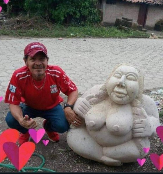 Nicaraguan stone artisan