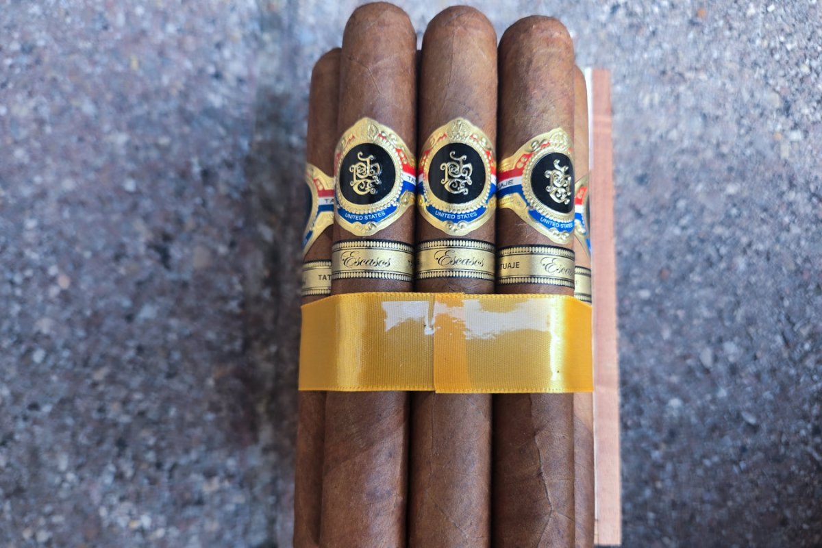 Tatuaje 50th Especial Robusto