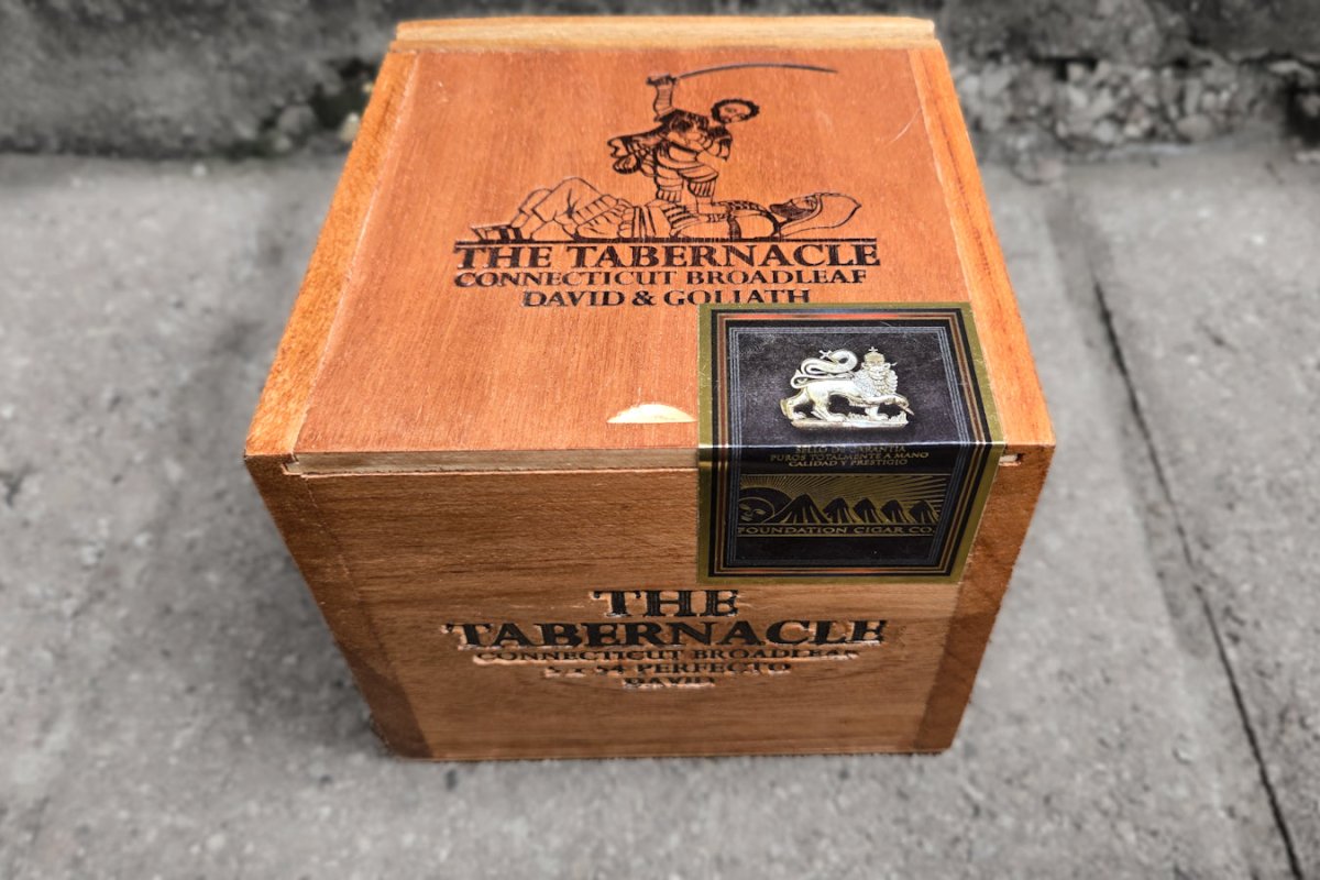 Tabernacle David Cigar Broadleaf by Foundation