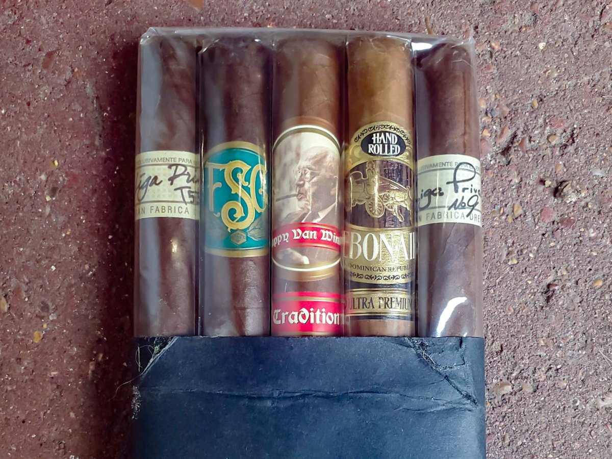 Drew Estate Sampler - 5 Cigars Total
